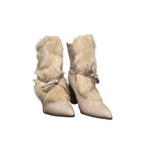 Penny Loves Kenny Aper Boots Furry Boots Off White Heeled Boots Women's Size 8.5